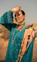 aik-atelier-safarnama-luxury-lawn-2022-17