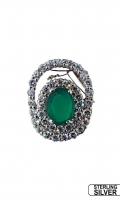sarwana-silver-oval-shaped-pendant-with-emerald-colored-stone-3240-6854-1-zoom